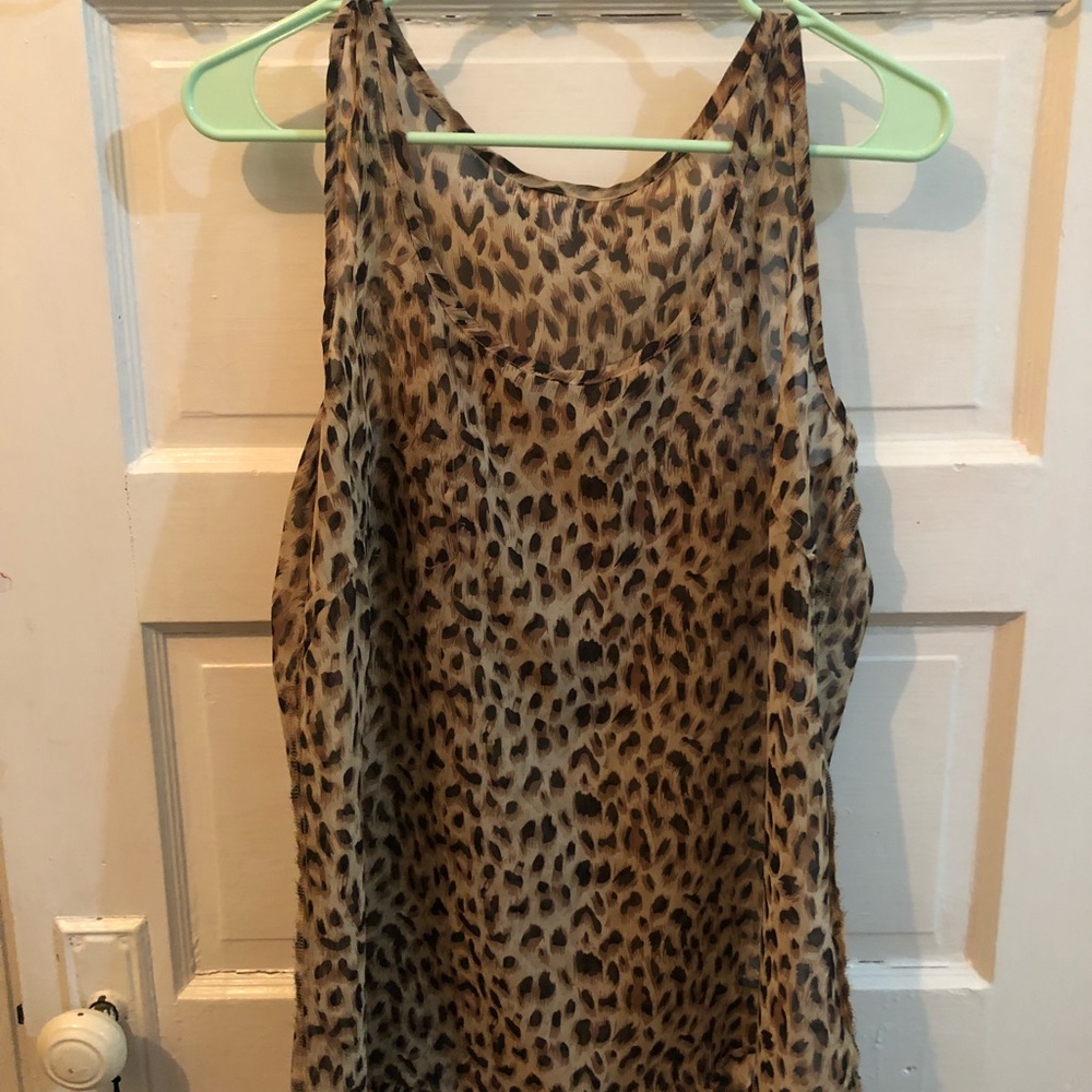 Leopard Sleeveless Shirt